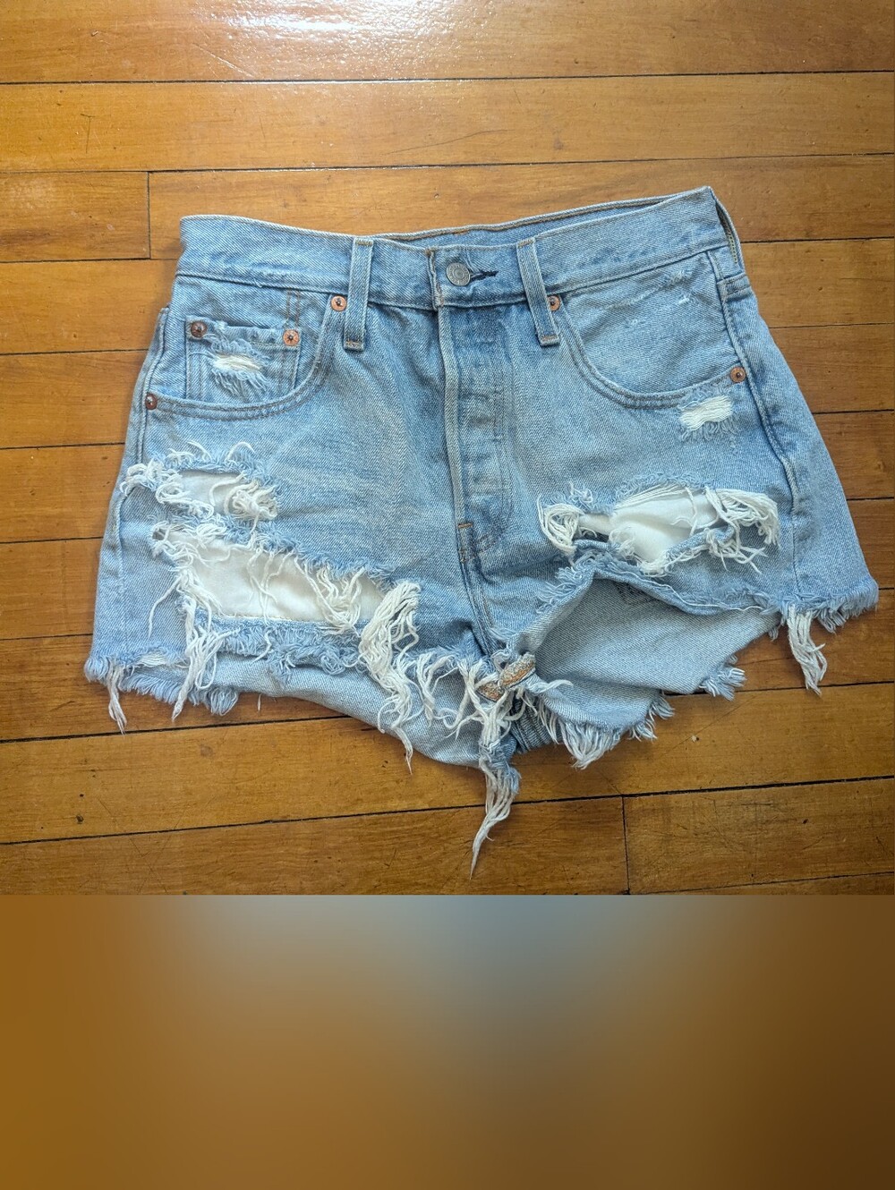 Levi's Premium 501 Women's 25 Cut-Off Shorts Distressed Denim Jeans Light Wash
